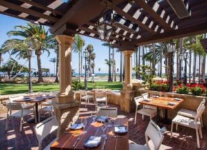 Convivo_oceanfrontvenues_photobyPatrickWPrice-400x289